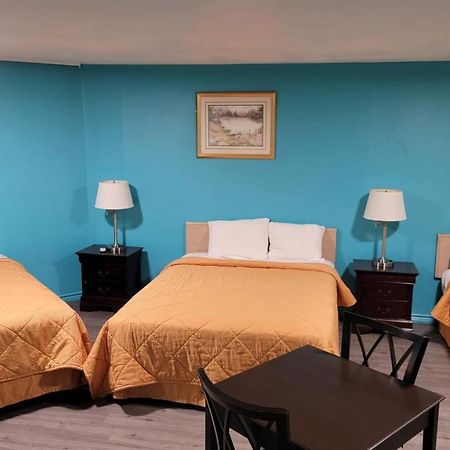 Trade Winds Motel Childress Esterno foto