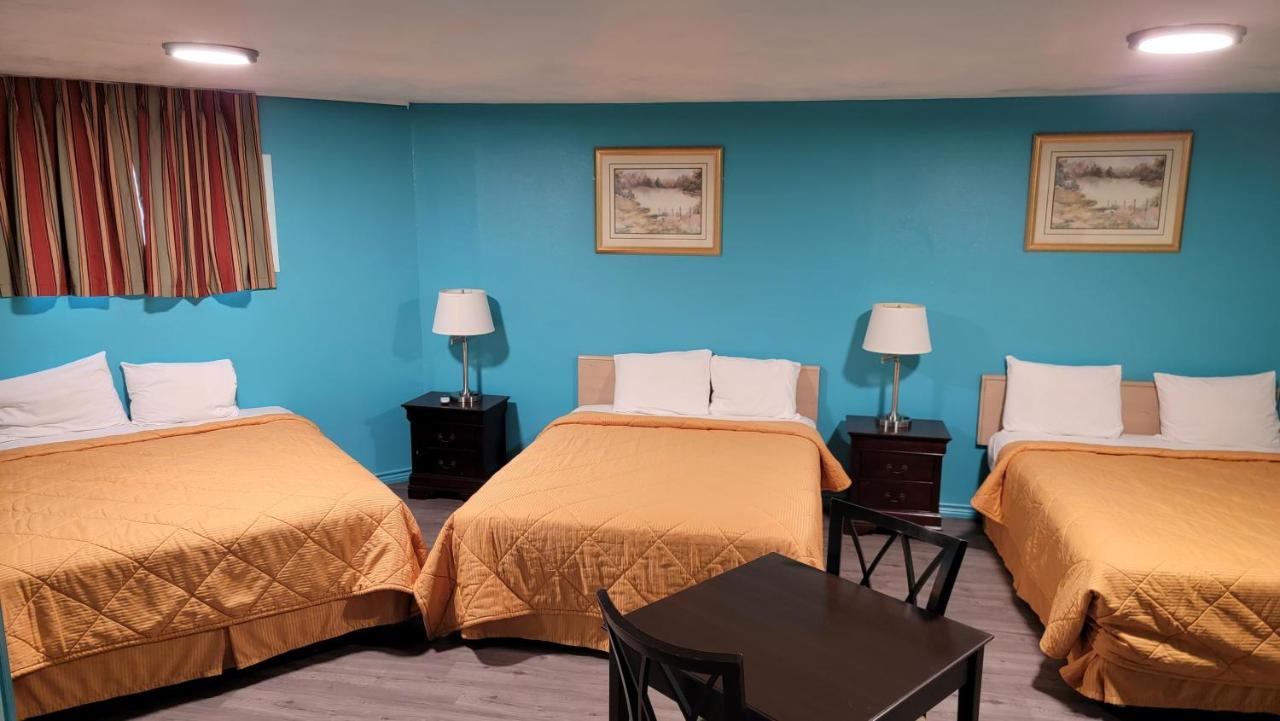 Trade Winds Motel Childress Esterno foto