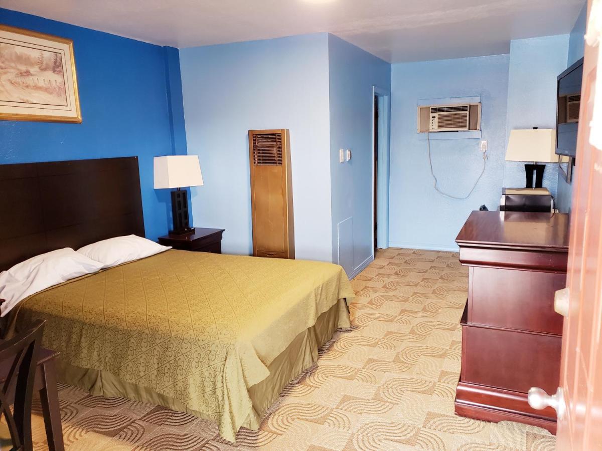 Trade Winds Motel Childress Esterno foto